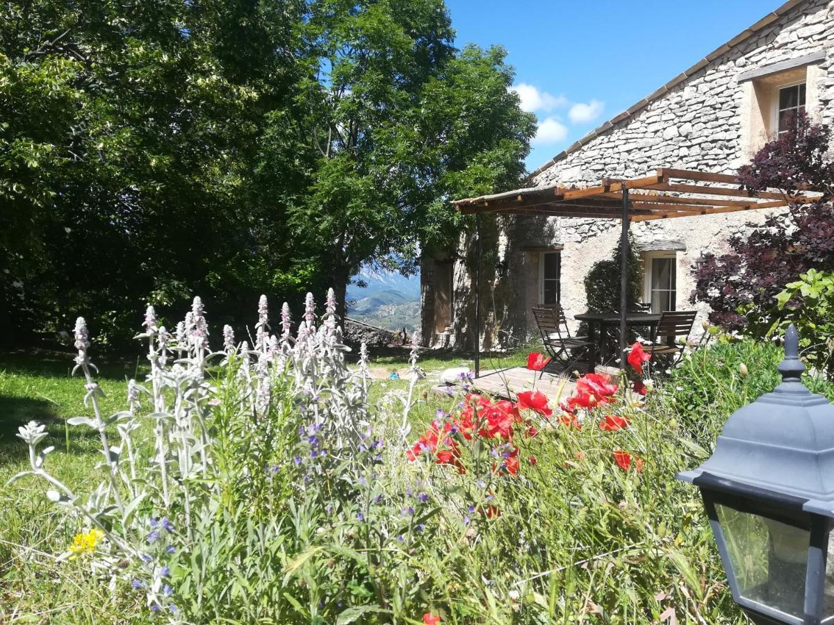Malia - Chambres d'hôtes&Gîte Barret-de-Lioure Exterior foto